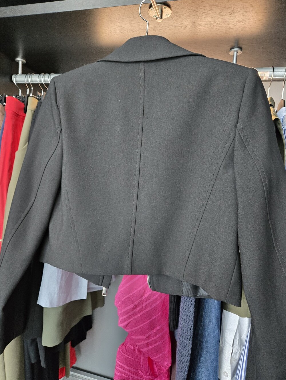 ZARA Black Cropped Zip-Up Blazer - Picture 9 of 9